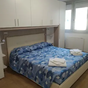 Blu Max 2 Pers, Bagno E Uso Cucina Affittacamere Oristano